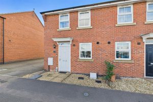 Hunters Road, Fernwood, Newark